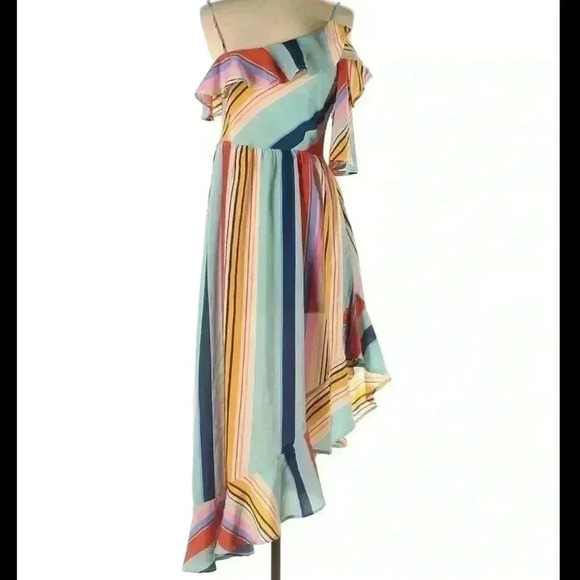 Boohoo Asymmetrical Dress Spring Size 6 - Picture 4 of 6